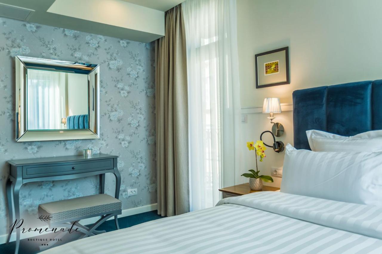 Hotel Residence Promenade Burgas Exterior photo Deluxe room